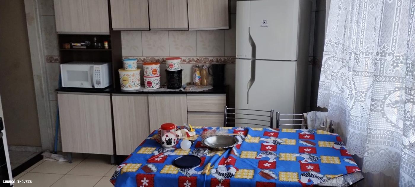 Sobrado à venda com 2 quartos, 150m² - Foto 4