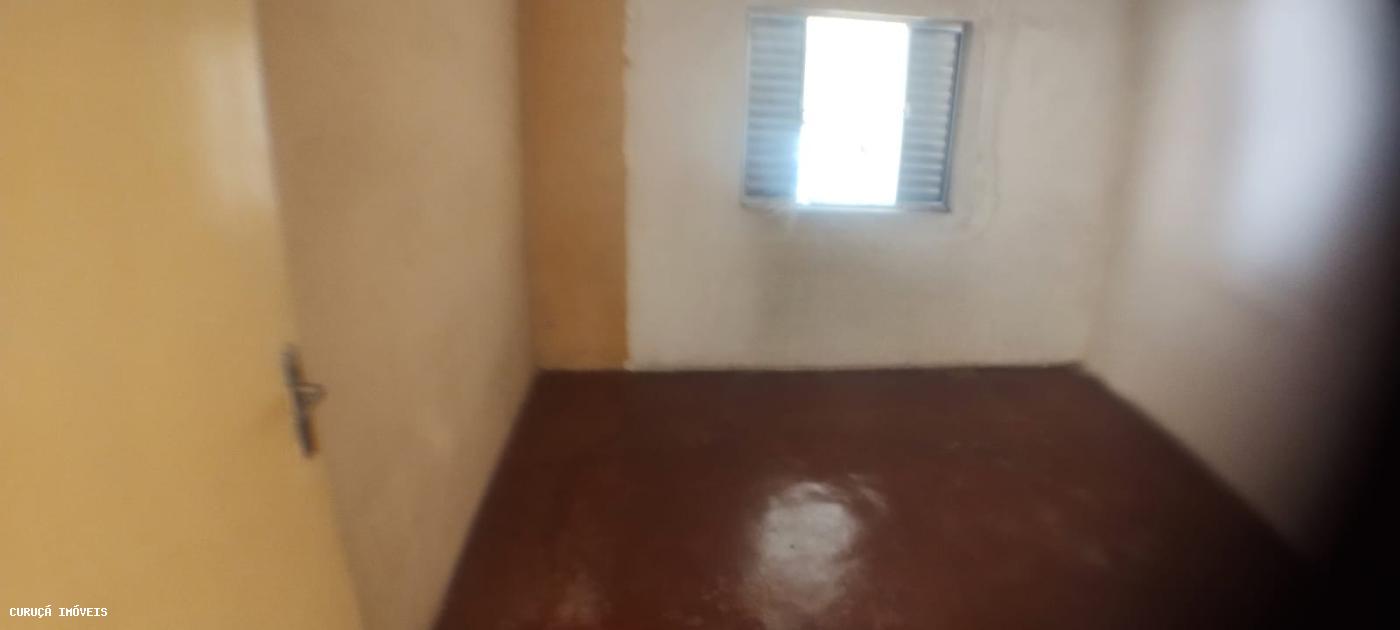 Casa à venda com 2 quartos, 200m² - Foto 6