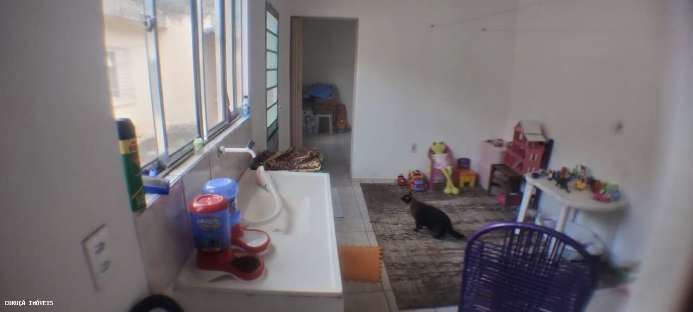 Casa à venda com 2 quartos, 200m² - Foto 15