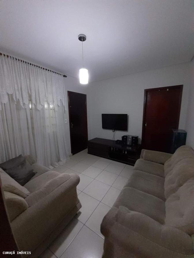 Casa à venda com 2 quartos, 70m² - Foto 10