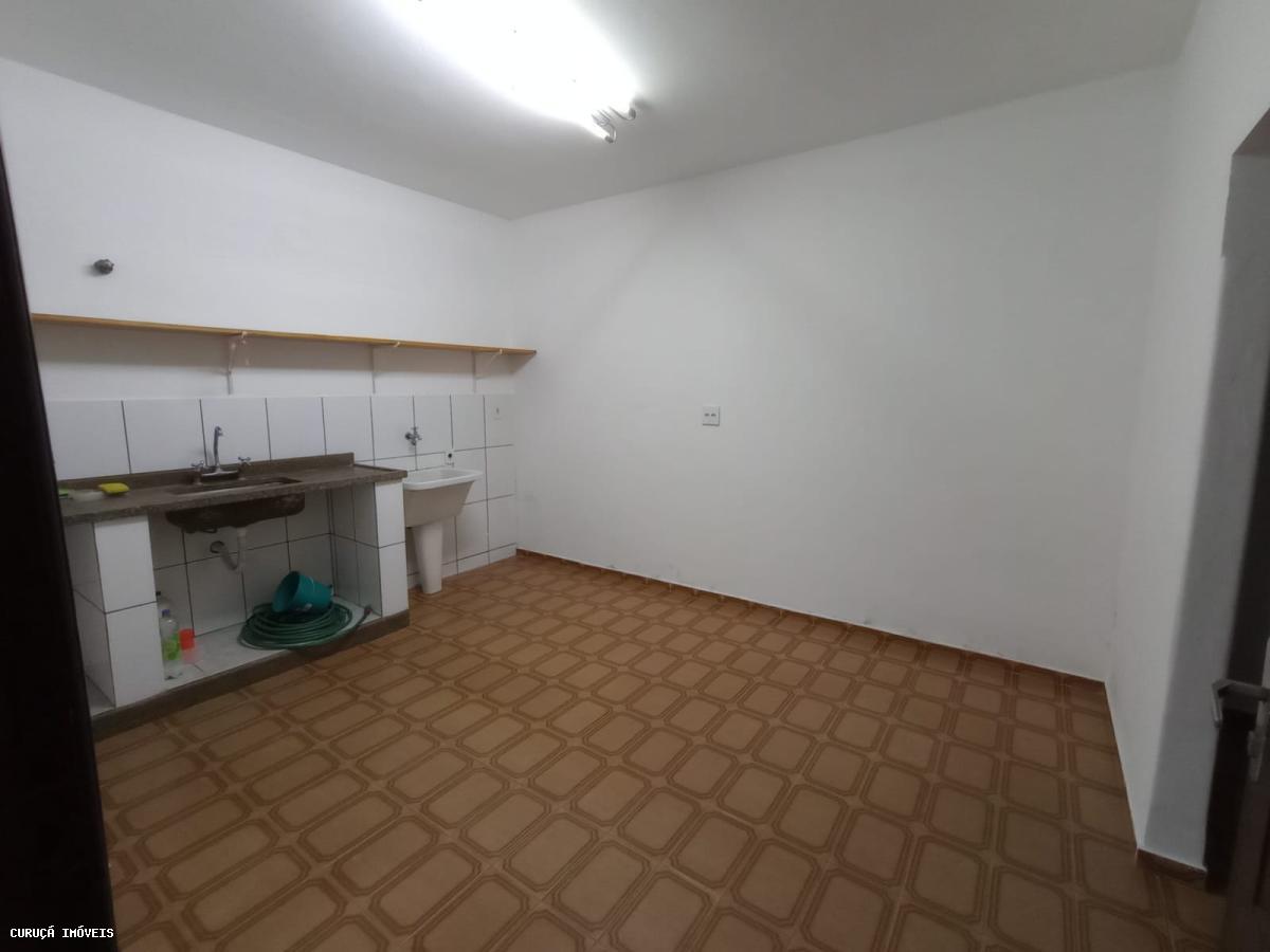 Casa à venda com 2 quartos, 120m² - Foto 15