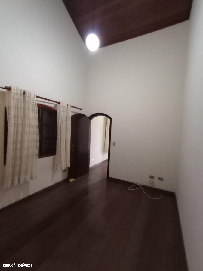 Casa à venda com 2 quartos, 120m² - Foto 6