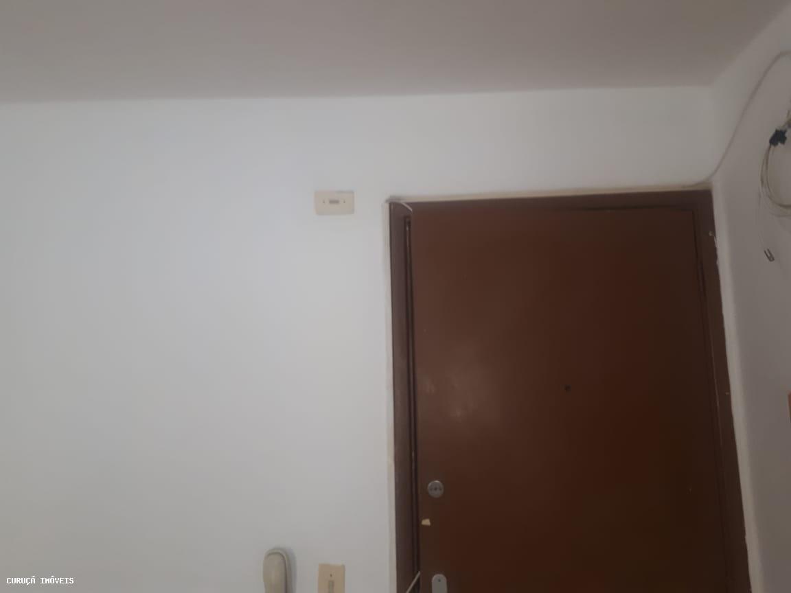 Apartamento à venda com 1 quarto, 30m² - Foto 2