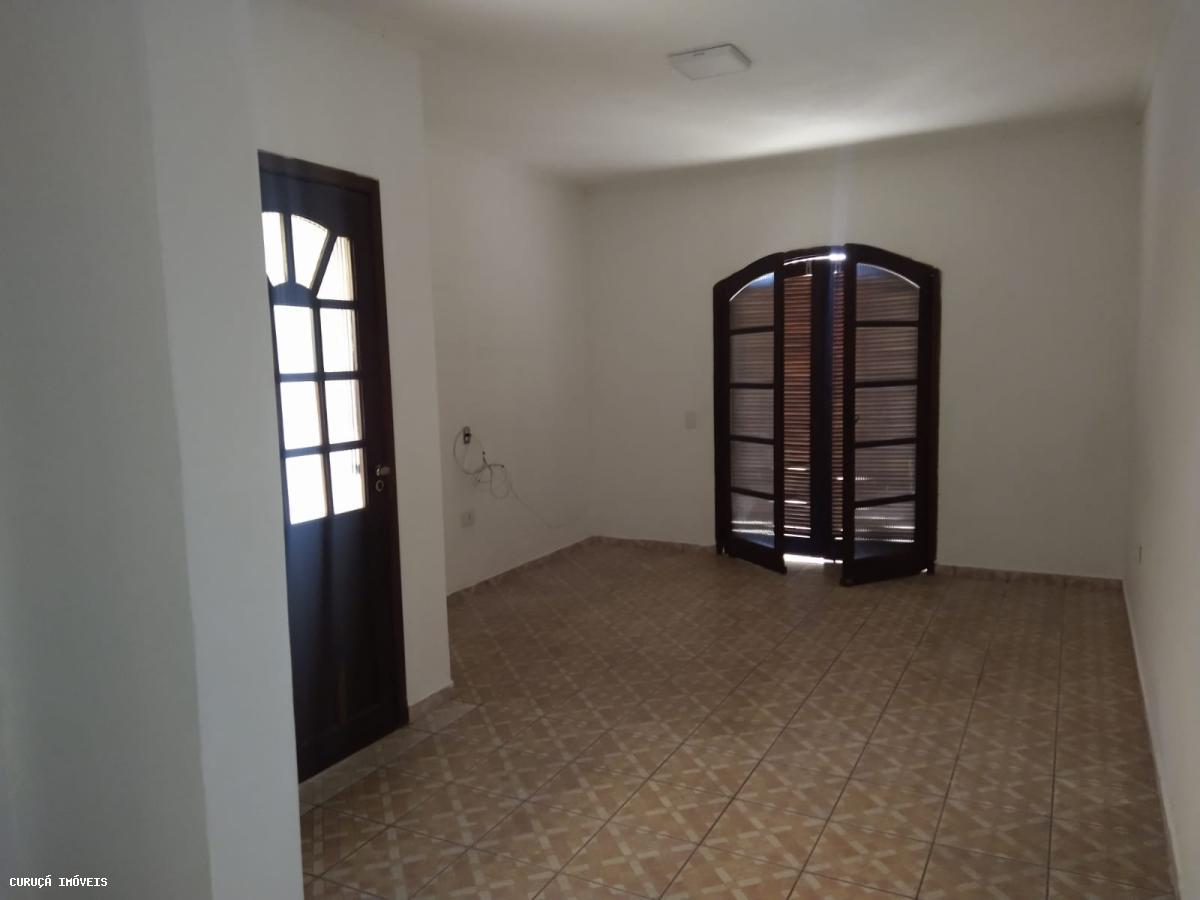 Sobrado à venda com 3 quartos, 150m² - Foto 11