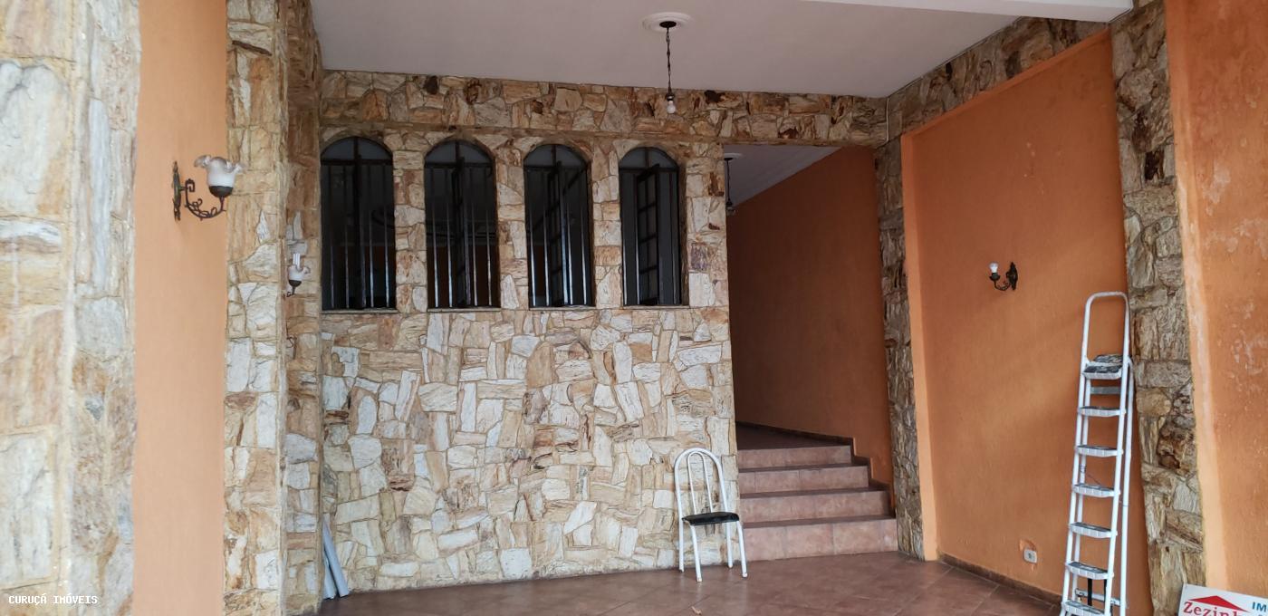 Sobrado à venda com 3 quartos, 197m² - Foto 1