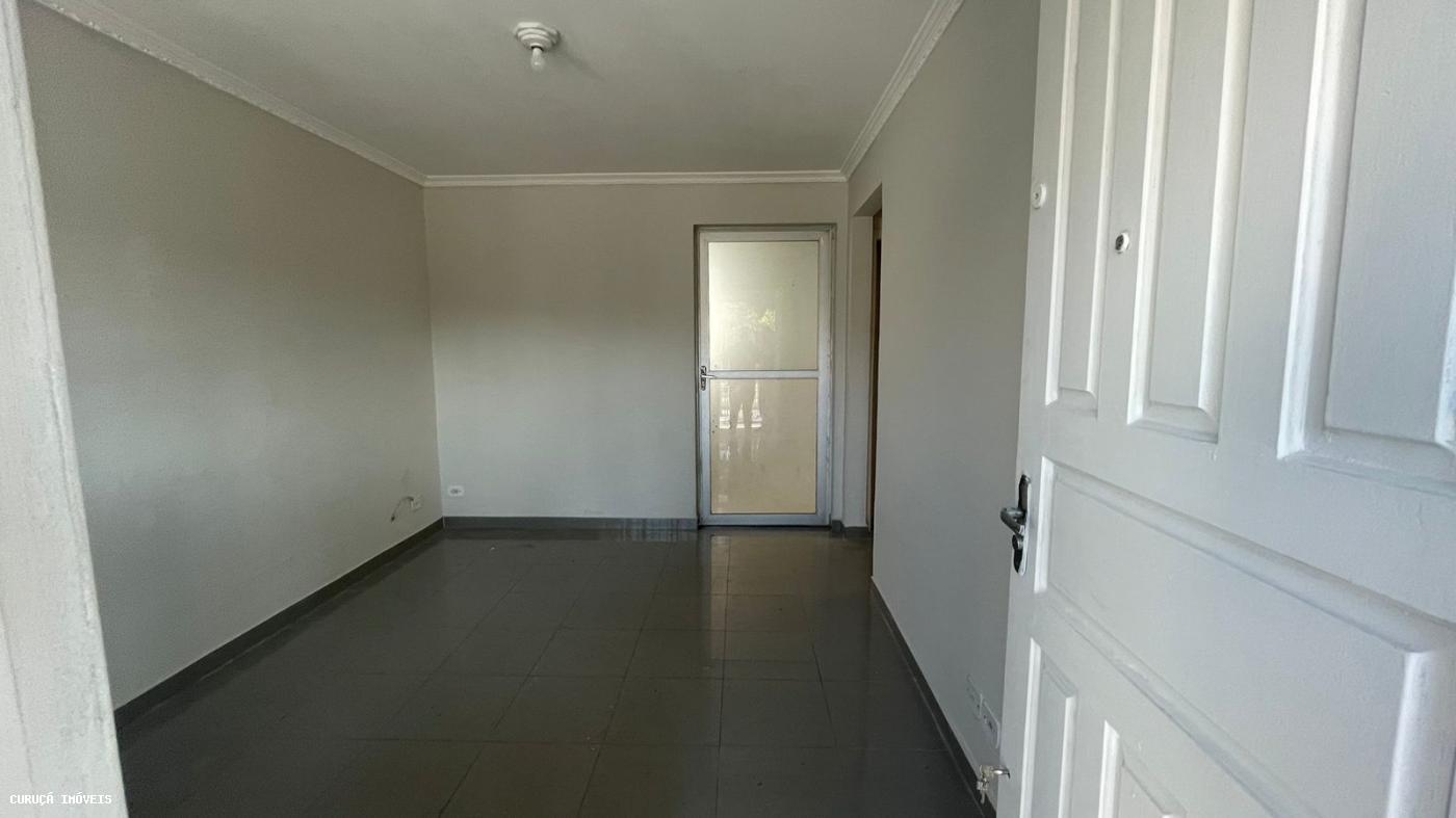 Casa à venda com 2 quartos, 250m² - Foto 3