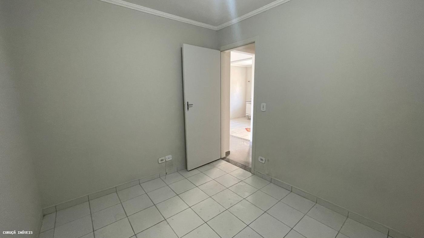 Casa à venda com 2 quartos, 250m² - Foto 10