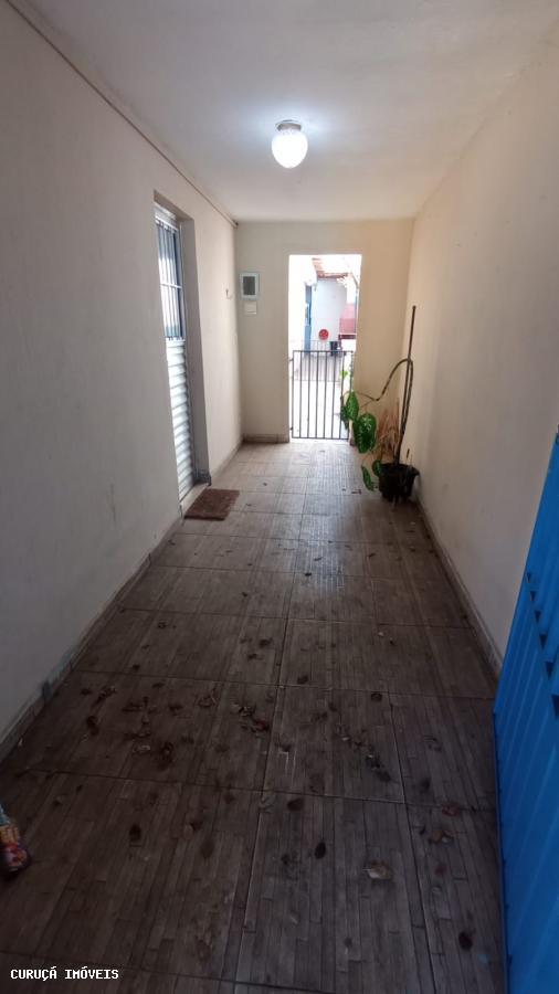 Casa à venda com 2 quartos, 150m² - Foto 3