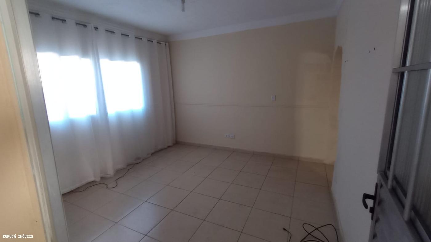 Casa à venda com 2 quartos, 150m² - Foto 4