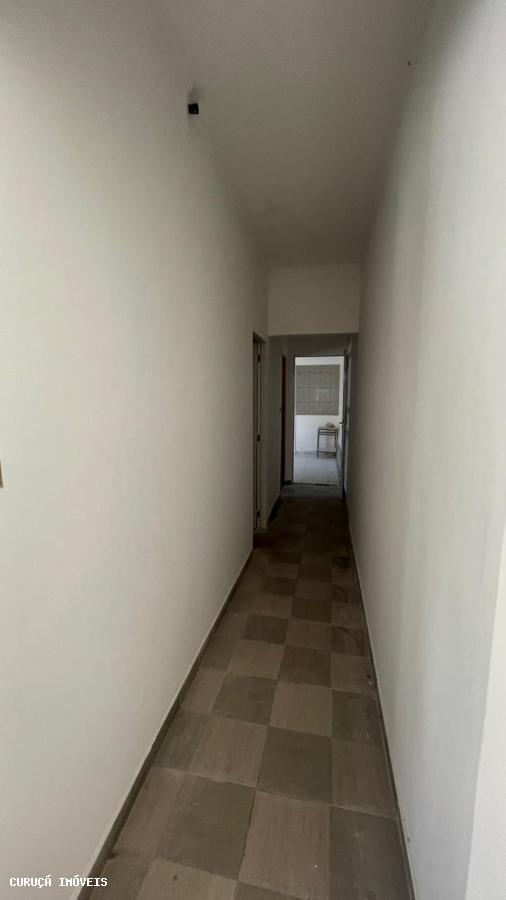 Casa à venda com 2 quartos, 90m² - Foto 5