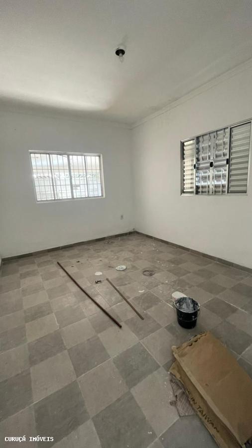 Casa à venda com 2 quartos, 90m² - Foto 10