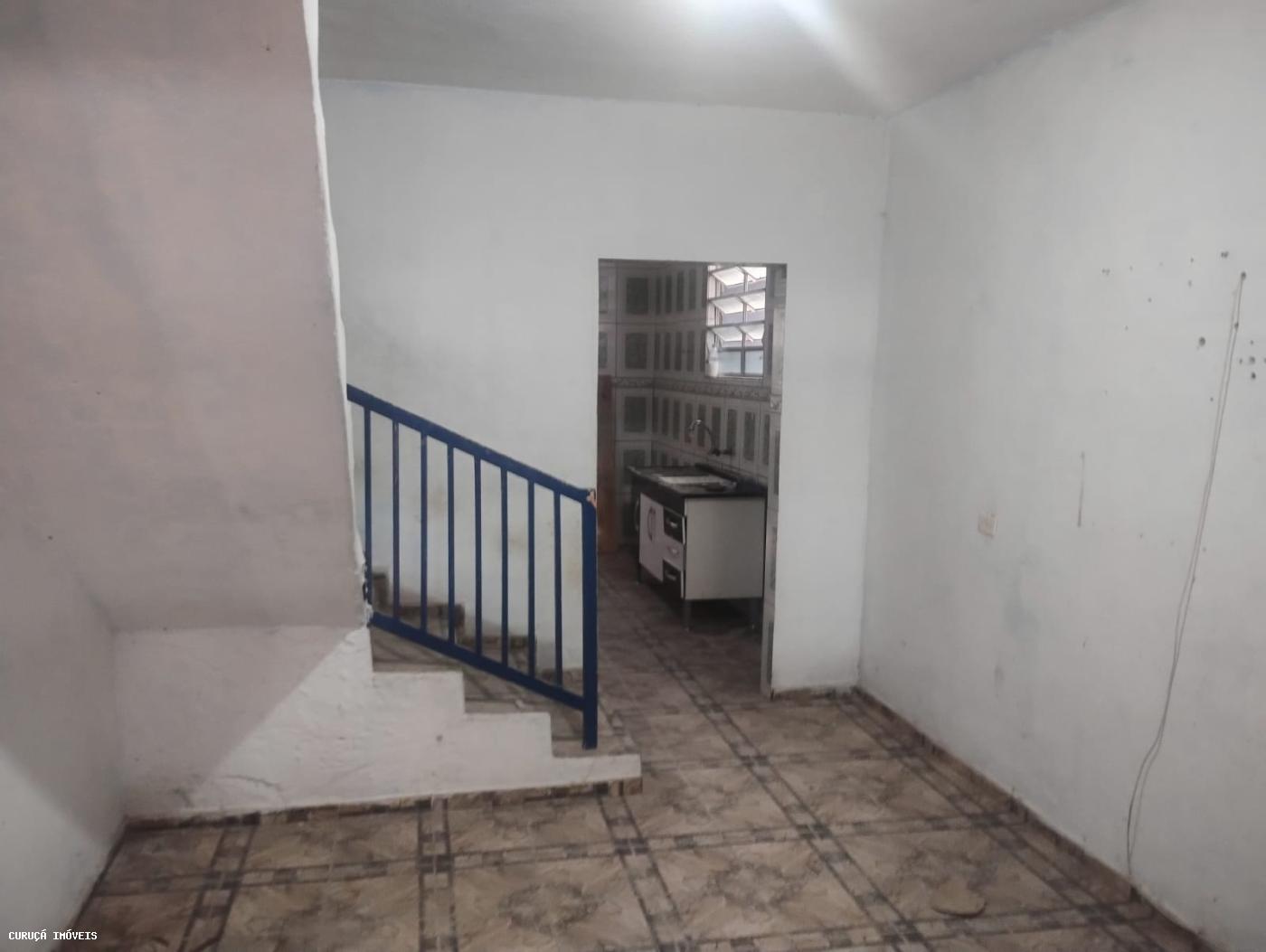 Sobrado à venda com 3 quartos, 70m² - Foto 2