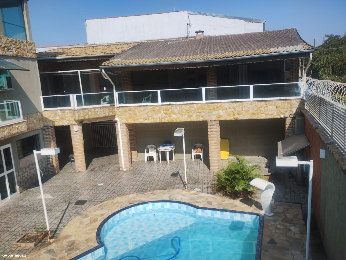 Sobrado à venda com 2 quartos, 200m² - Foto 5