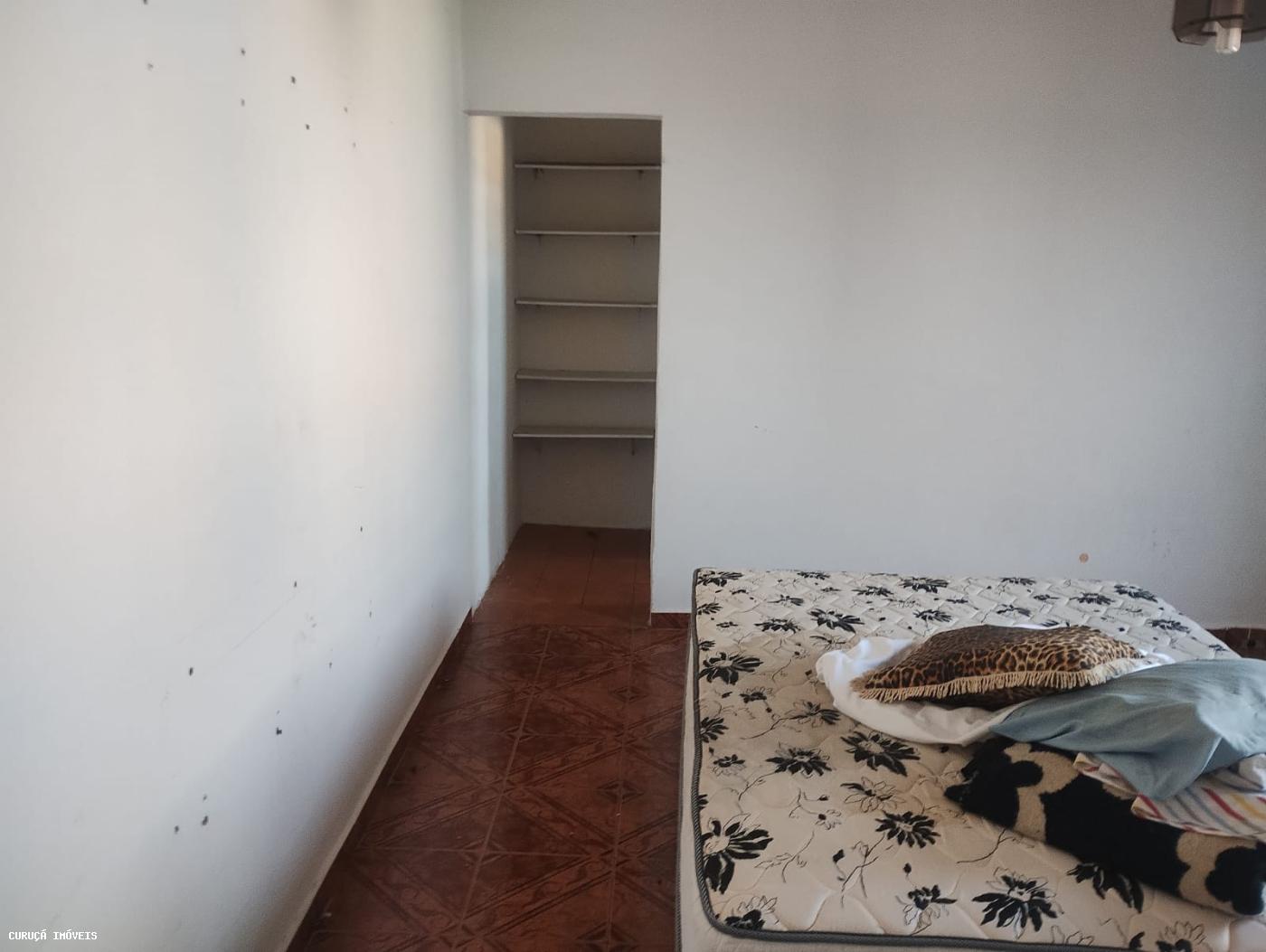 Casa à venda com 2 quartos, 150m² - Foto 17