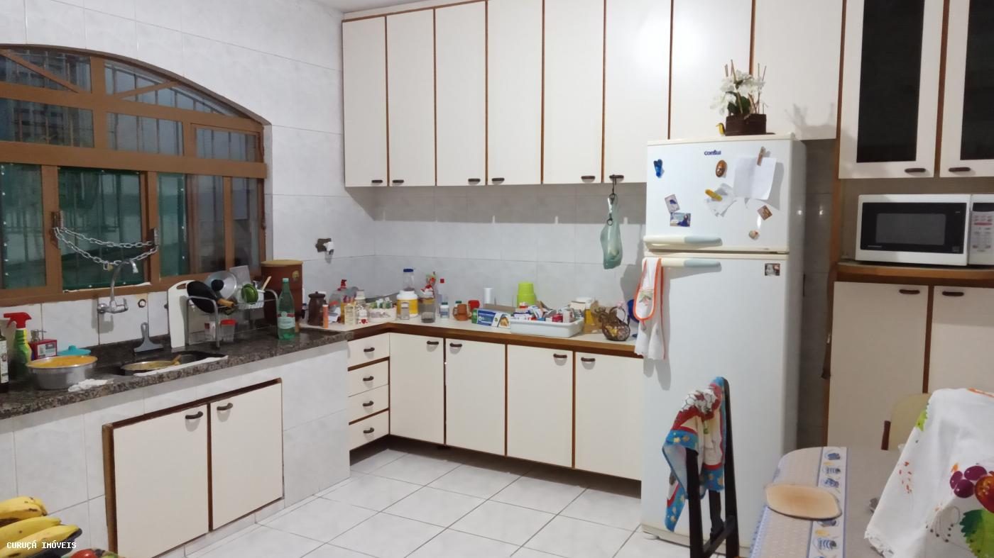 Sobrado à venda com 2 quartos, 141m² - Foto 3