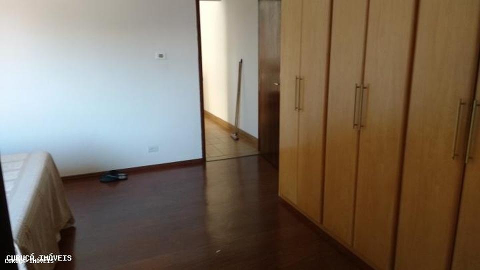 Sobrado à venda com 3 quartos, 252m² - Foto 17