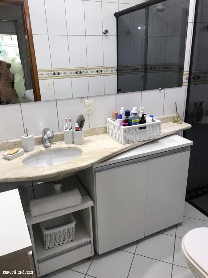 Sobrado à venda com 4 quartos, 300m² - Foto 42