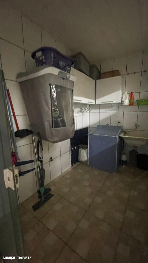 Sobrado à venda com 3 quartos, 200m² - Foto 11