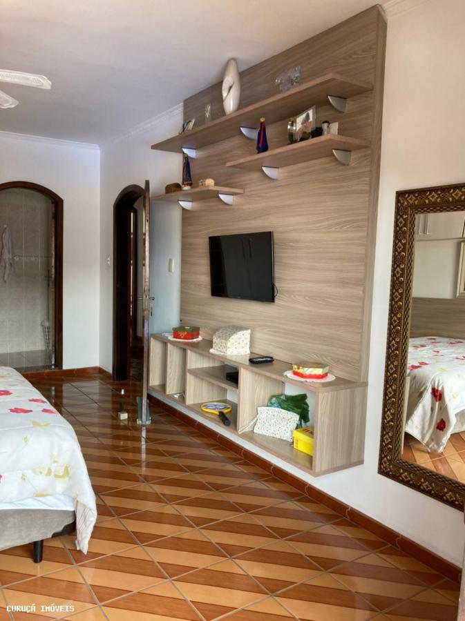 Sobrado à venda com 7 quartos, 200m² - Foto 6