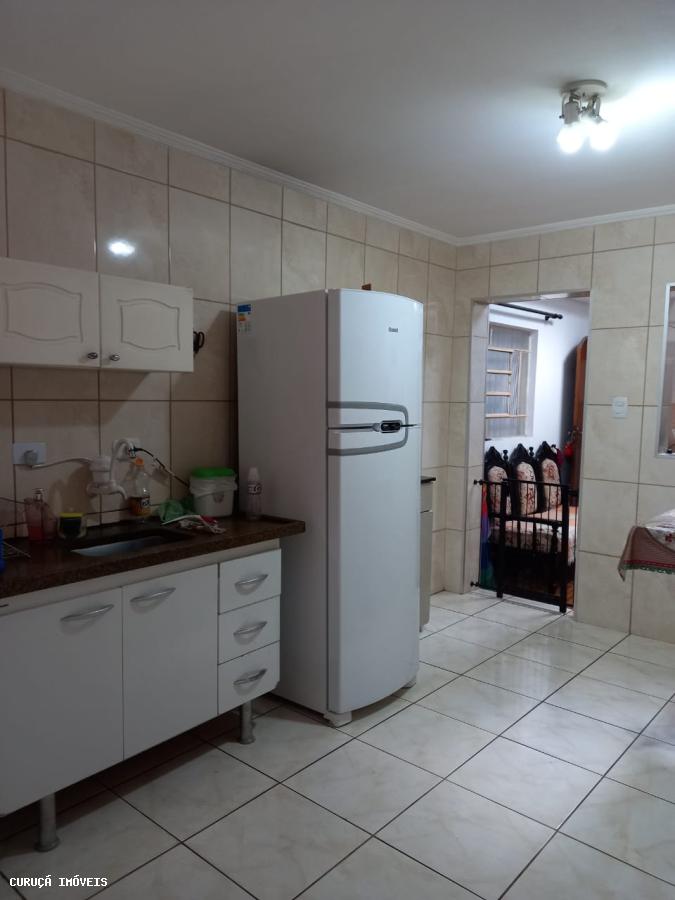 Sobrado à venda com 7 quartos, 200m² - Foto 35