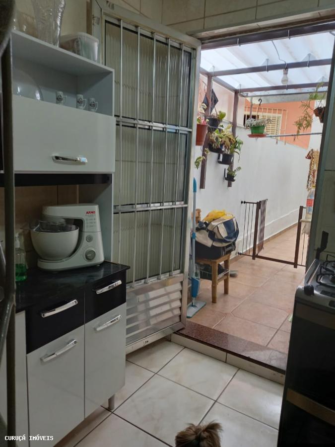 Sobrado à venda com 7 quartos, 200m² - Foto 39