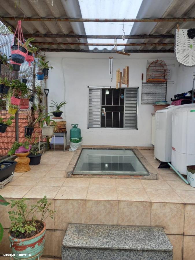 Sobrado à venda com 7 quartos, 200m² - Foto 40