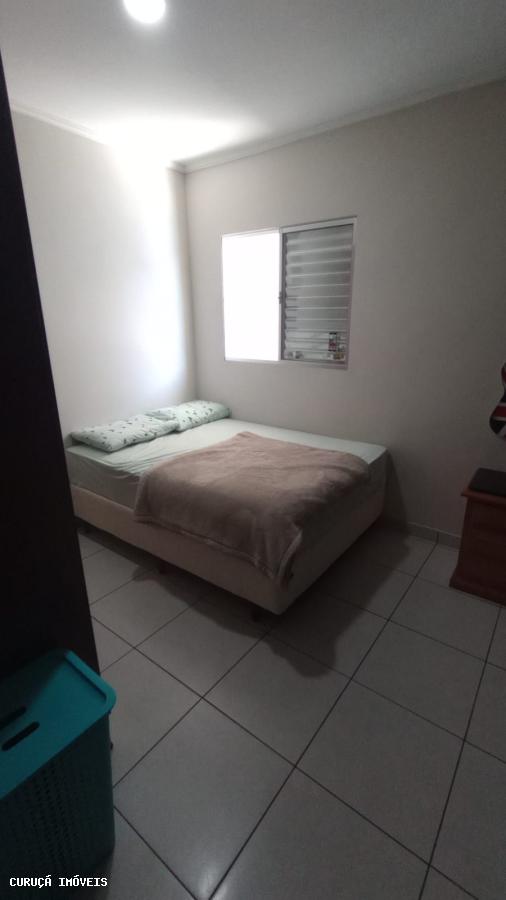 Sobrado à venda com 4 quartos, 250m² - Foto 2