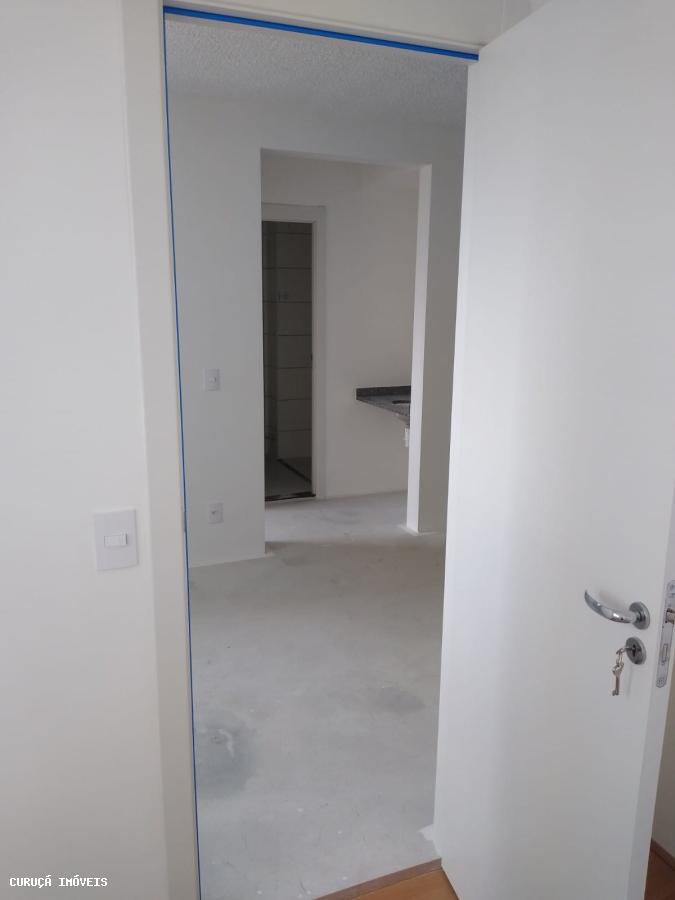 Apartamento para alugar com 2 quartos, 37m² - Foto 10