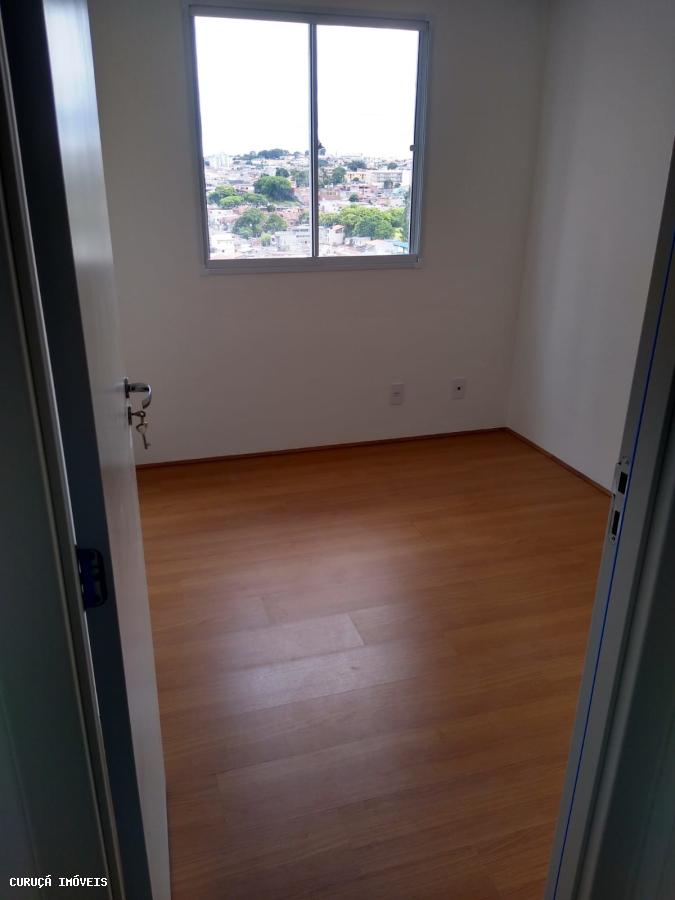 Apartamento para alugar com 2 quartos, 37m² - Foto 11