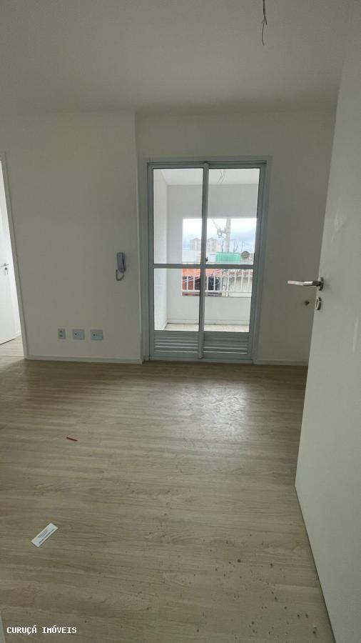 Apartamento à venda com 2 quartos, 35m² - Foto 2