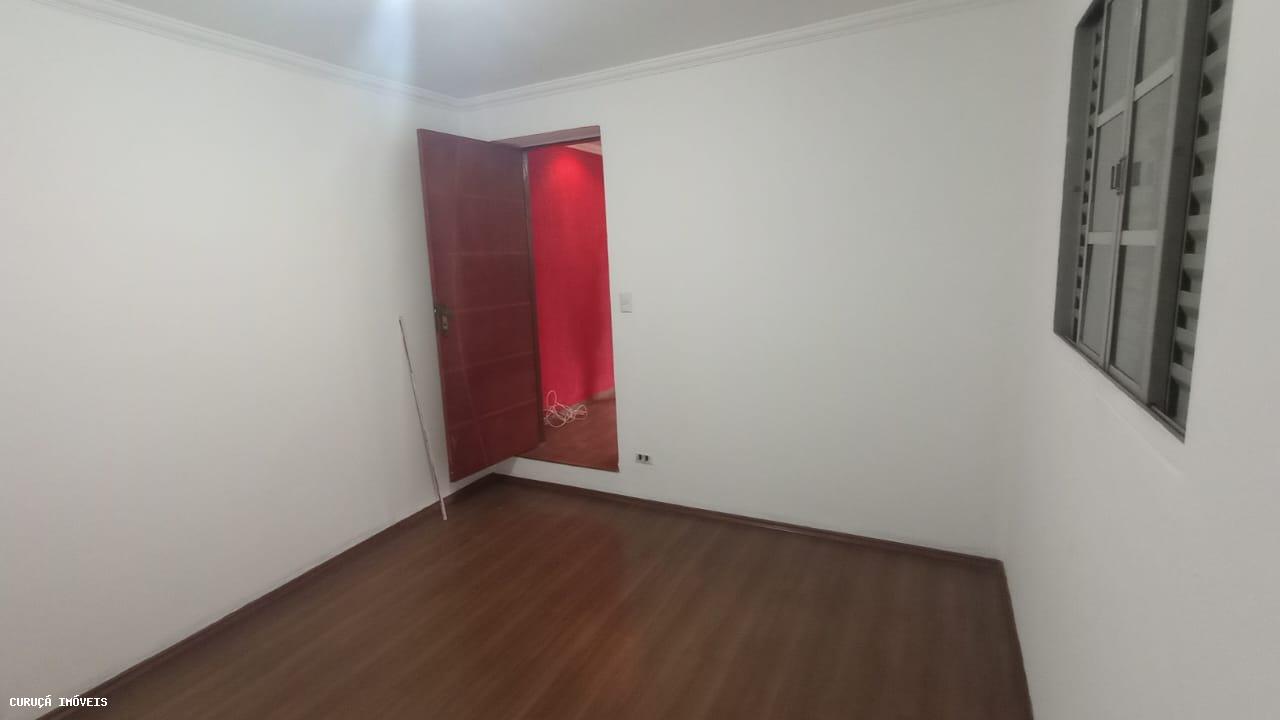 Casa para alugar com 2 quartos, 65m² - Foto 8