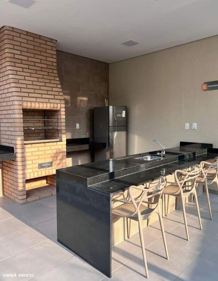 Apartamento para alugar com 2 quartos, 57m² - Foto 11