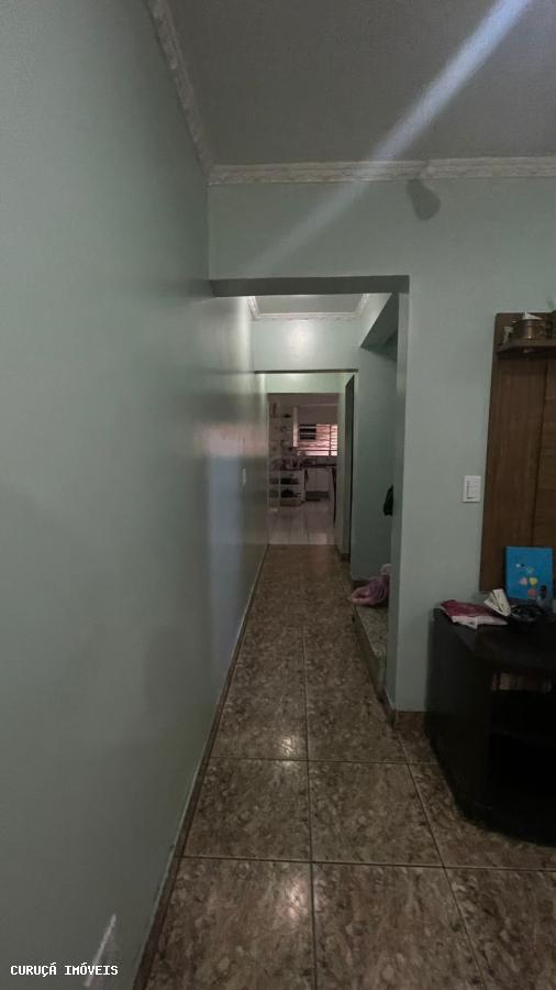 Sobrado à venda com 3 quartos, 200m² - Foto 3