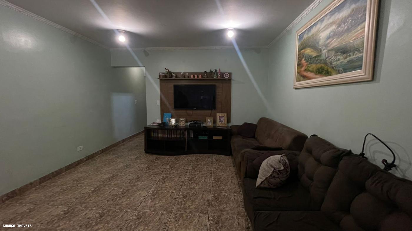 Sobrado à venda com 3 quartos, 200m² - Foto 2