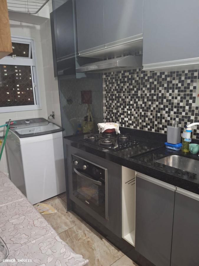 Apartamento para alugar com 2 quartos, 53m² - Foto 11