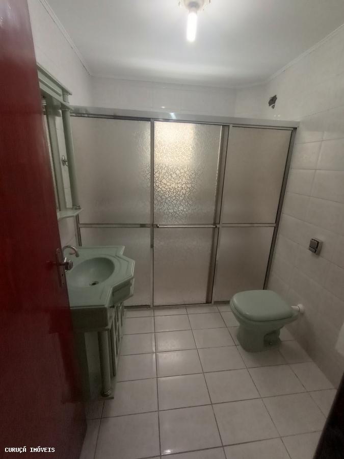 Sobrado para alugar com 3 quartos, 200m² - Foto 12