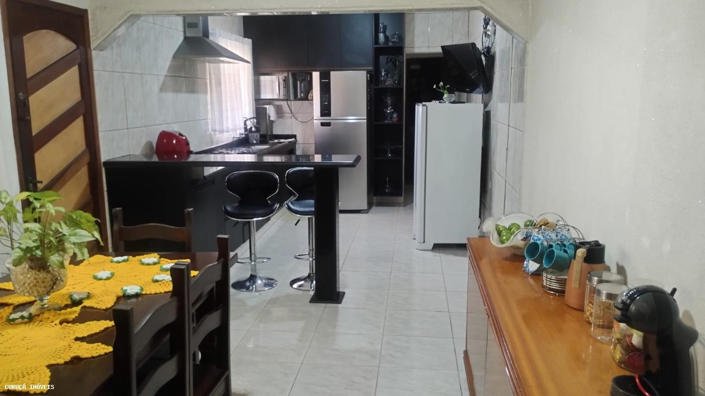 Casa à venda com 3 quartos, 207m² - Foto 13