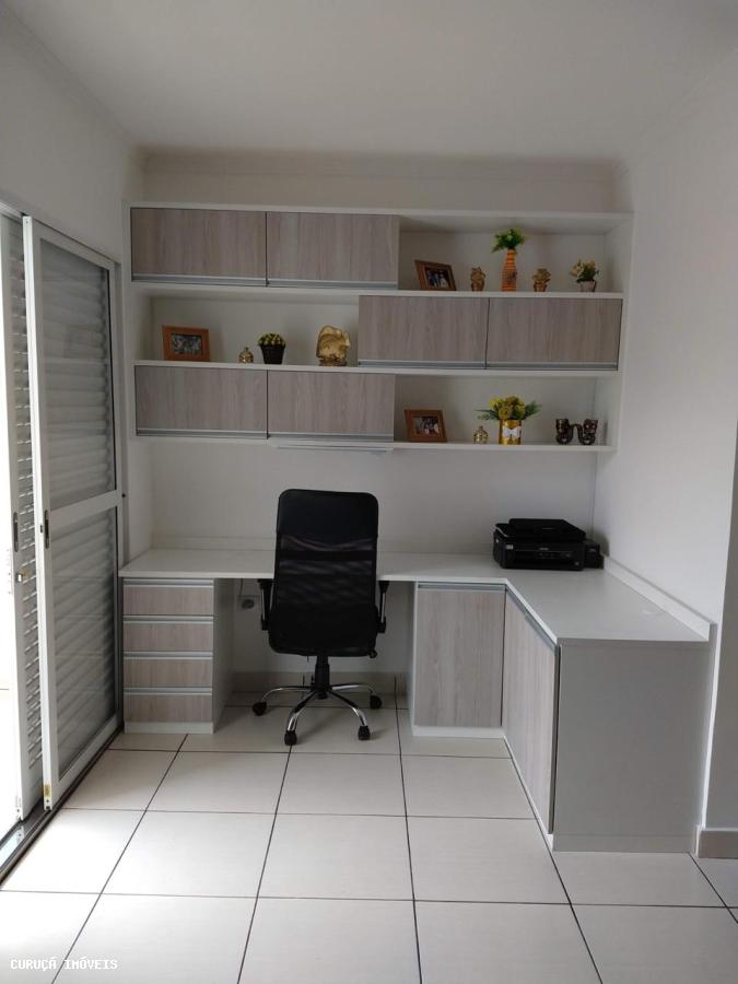 Sobrado à venda com 3 quartos, 232m² - Foto 21