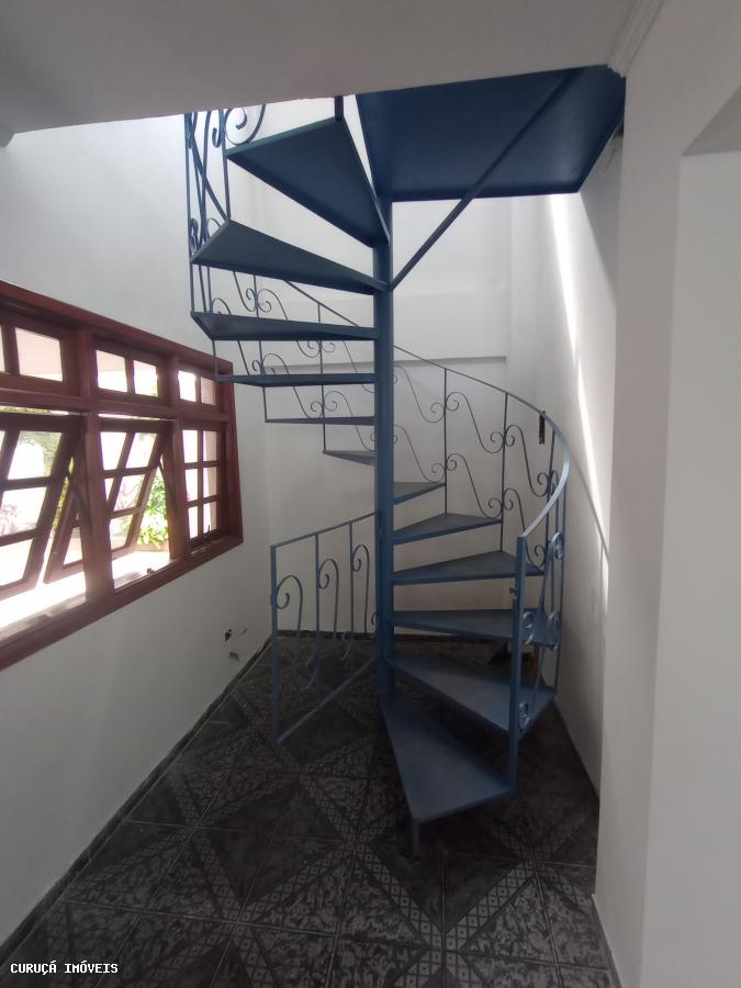 Sobrado à venda com 3 quartos, 216m² - Foto 6