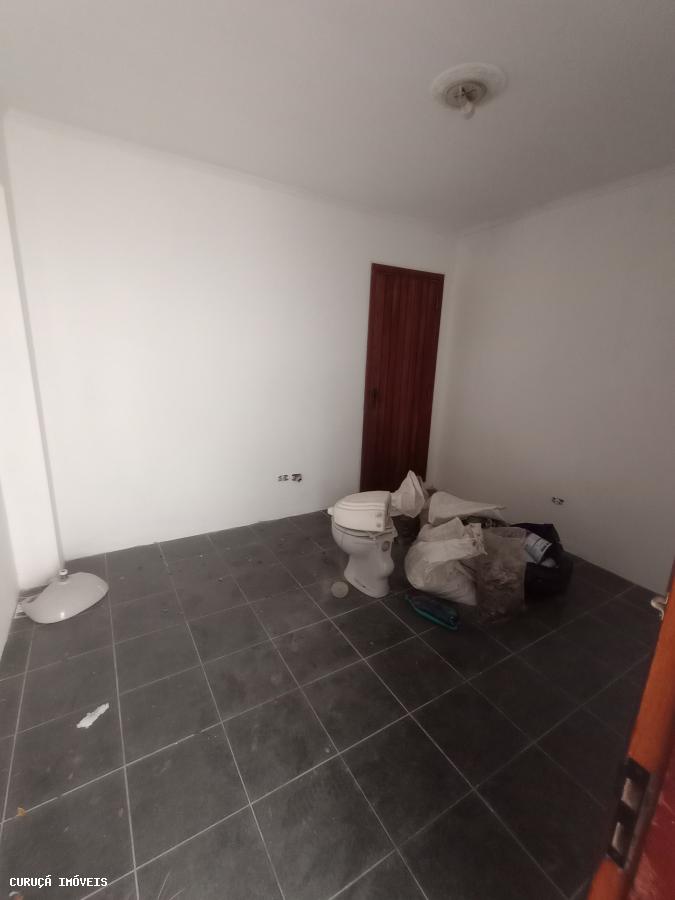 Sobrado à venda com 3 quartos, 216m² - Foto 32