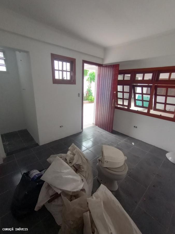 Sobrado à venda com 3 quartos, 216m² - Foto 33