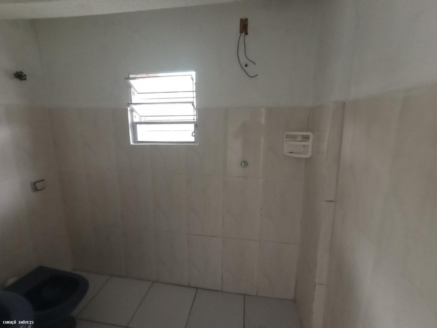 Casa para alugar com 2 quartos, 50m² - Foto 11