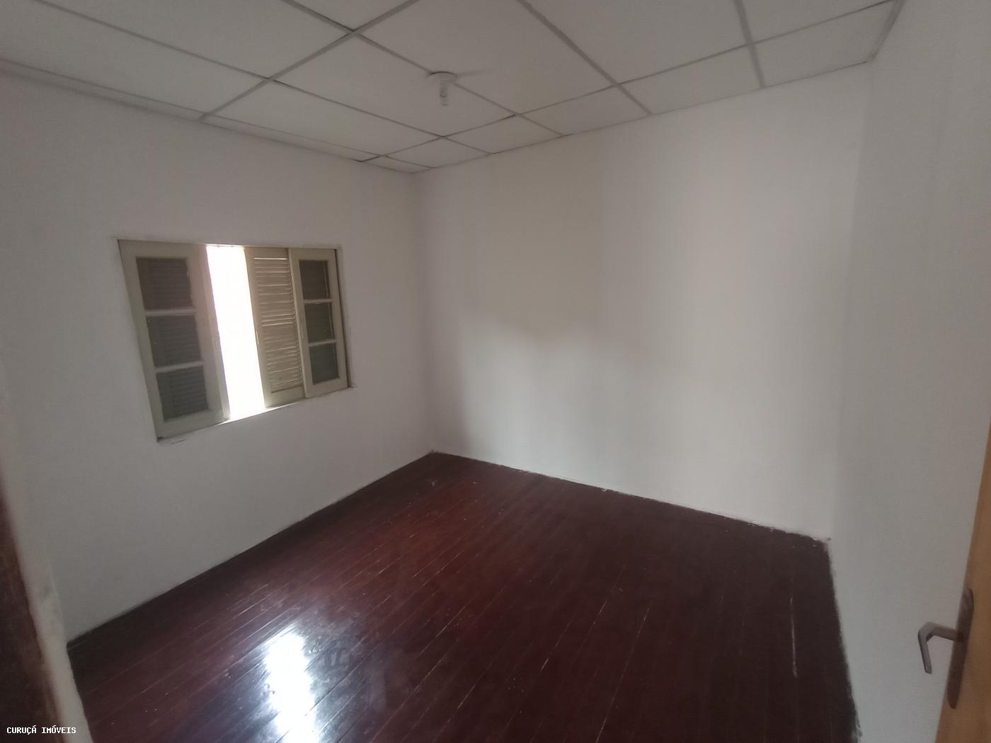 Casa para alugar com 2 quartos, 50m² - Foto 12